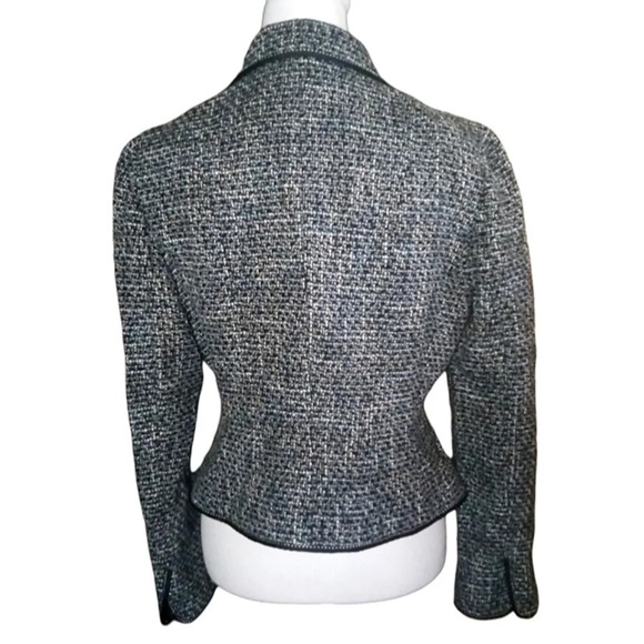 Elie Tahari Tweed Hidden Button Front Blazer Pockets Wool Blend Size Large - Picture 2 of 8